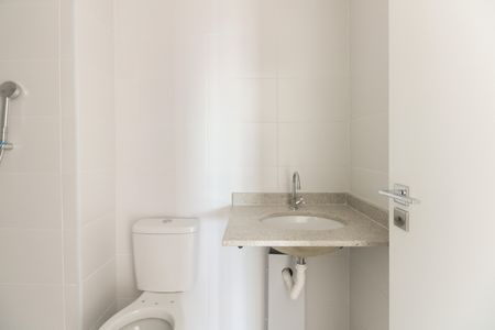 Apartamento à venda com 68m², 2 quartos e 1 vagaBanheiro Social