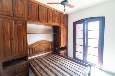 Casa para alugar com 130m², 3 quartos e 2 vagas Casa para alugar com 130m², 3 quartos e 2 vagasSuite