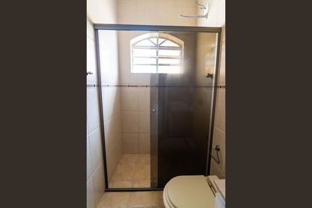 Casa para alugar com 130m², 3 quartos e 2 vagas Casa para alugar com 130m², 3 quartos e 2 vagasBanheiro da Suíte Detalhe