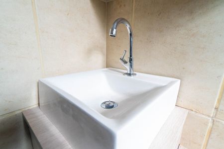 Casa para alugar com 130m², 3 quartos e 2 vagas Casa para alugar com 130m², 3 quartos e 2 vagasBanheiro Social Detalhe