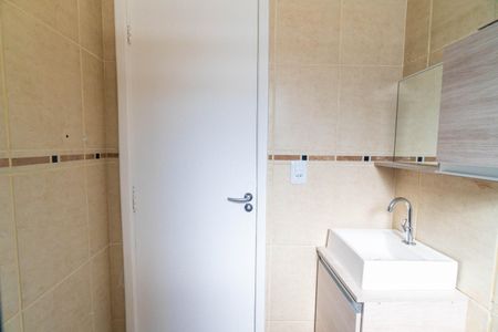 Casa para alugar com 130m², 3 quartos e 2 vagas Casa para alugar com 130m², 3 quartos e 2 vagasBanheiro Social