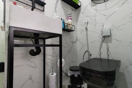 Apartamento à venda com 68m², 2 quartos e sem vagaBanheiro da Suíte
