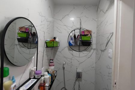 Apartamento à venda com 68m², 2 quartos e sem vagaBanheiro da Suíte