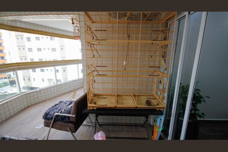 Apartamento para alugar com 100m², 2 quartos e 1 vagaVaranda