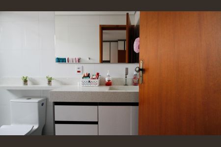 Apartamento para alugar com 100m², 2 quartos e 1 vagaBanheiro da Suíte 2