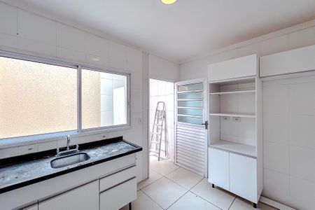 Casa para alugar com 120m², 3 quartos e 1 vagaCozinha