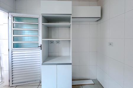 Casa para alugar com 120m², 3 quartos e 1 vagaCozinha - Armários