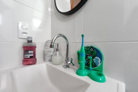 Apartamento para alugar com 2 quartos, 45m² em Vila Satúrnia, Campinas