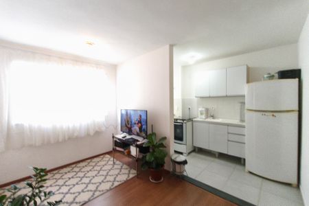 Apartamento para alugar com 2 quartos, 45m² em Vila Satúrnia, Campinas