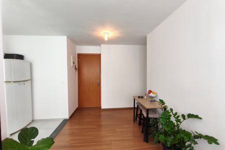 Apartamento para alugar com 2 quartos, 45m² em Vila Satúrnia, Campinas