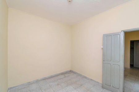 Quarto de casa para alugar com 1 quarto, 65m² em Penha Circular, Rio de Janeiro