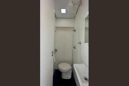 Apartamento à venda com 127m², 4 quartos e 2 vagasBanheiro de serviço 