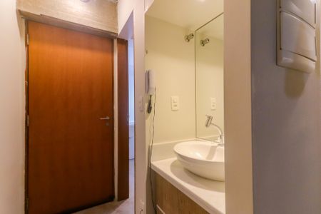 Studio para alugar com 28m², 1 quarto e 1 vaga Studio para alugar com 28m², 1 quarto e 1 vagaBanheiro