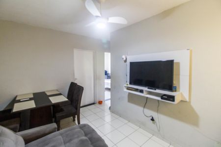 Sala  de apartamento para alugar com 2 quartos, 50m² em Conjunto Habitacional Mirante dos Altos, Barueri