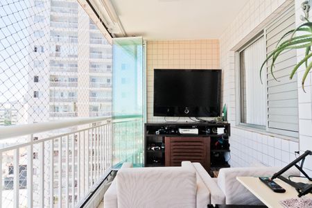 Varanda de apartamento à venda com 3 quartos, 123m² em Carandiru, São Paulo