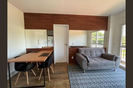 Sala de apartamento para alugar com 1 quarto, 38m² em Granja Viana, Cotia