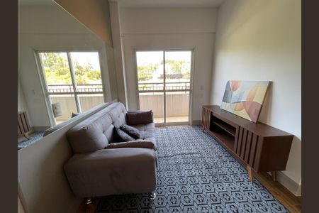 Sala de apartamento para alugar com 1 quarto, 38m² em Granja Viana, Cotia