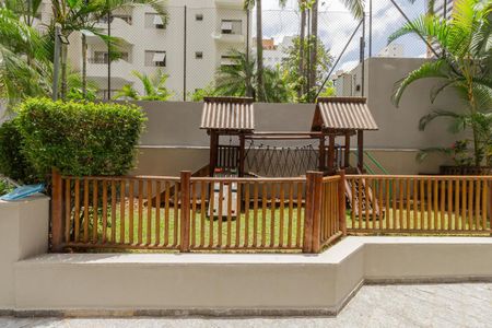 Apartamento à venda com 142m², 4 quartos e 2 vagas