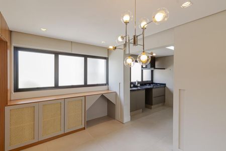 Apartamento à venda com 4 quartos, 142m² em Vila Uberabinha, São Paulo