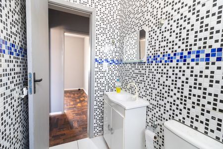 Apartamento para alugar com 51m², 2 quartos e 1 vaga Apartamento para alugar com 51m², 2 quartos e 1 vagaBanheiro Social