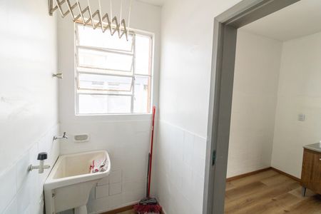 Área de Serviço de apartamento para alugar com 2 quartos, 51m² em Camaquã, Porto Alegre