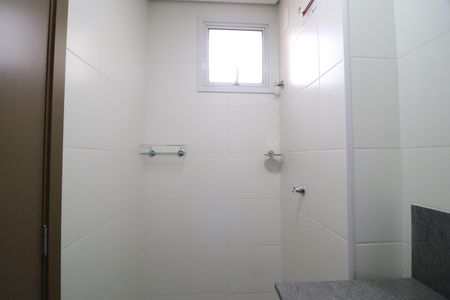 Apartamento para alugar com 55m², 2 quartos e 1 vagaBanheiro do Quarto 1
