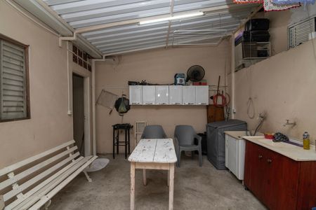 Casa para alugar com 130m², 3 quartos e 4 vagasQuintal