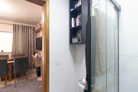 Apartamento à venda com 48m², 2 quartos e sem vaga Apartamento à venda com 48m², 2 quartos e sem vagaBanheiro