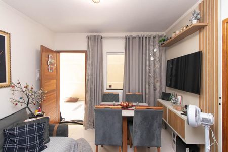 Apartamento à venda com 48m², 2 quartos e sem vaga Apartamento à venda com 48m², 2 quartos e sem vagaSala