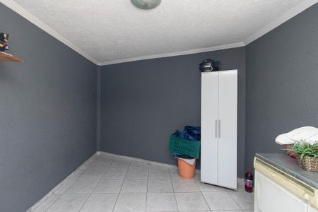 Casa à venda com 280m², 4 quartos e 4 vagasQuarto de Serviço