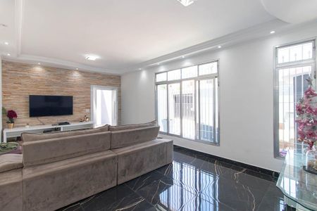 Sala de casa à venda com 4 quartos, 280m² em Tremembé, São Paulo