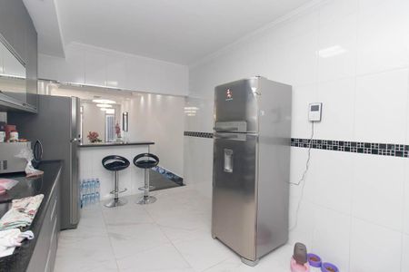 Casa à venda com 280m², 4 quartos e 4 vagasCozinha