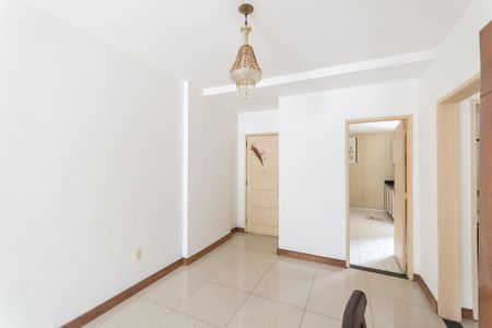 Apartamento à venda com 84m², 2 quartos e 1 vagaSala