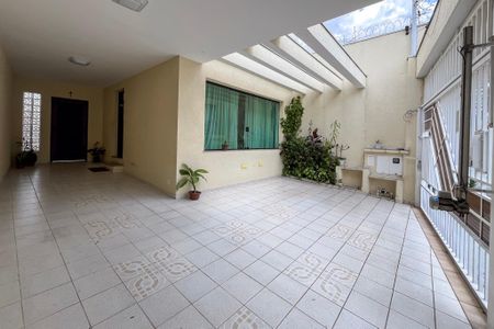 Casa à venda com 200m², 3 quartos e 3 vagasGaragem