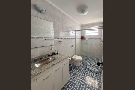 Casa à venda com 200m², 3 quartos e 3 vagasBanheiro