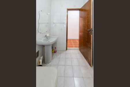Apartamento para alugar com 90m², 2 quartos e sem vagaBanheiro