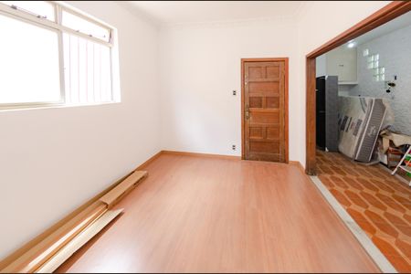 Apartamento para alugar com 90m², 2 quartos e sem vagaSala