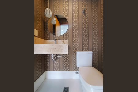 Casa de condomínio para alugar com 460m², 3 quartos e 6 vagasLavabo