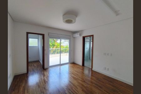 Casa de condomínio para alugar com 460m², 3 quartos e 6 vagasSuíte 3