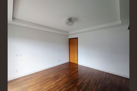 Suíte 1 de casa de condomínio para alugar com 3 quartos, 460m² em Parque Terra Nova Ii, São Bernardo do Campo