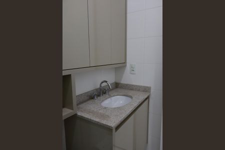 Apartamento para alugar com 67m², 2 quartos e 1 vagaBanheiro