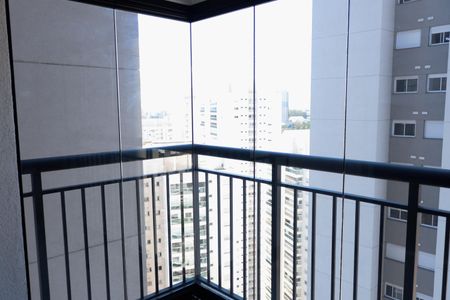 Apartamento para alugar com 67m², 2 quartos e 1 vagaSacada