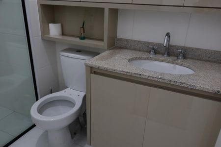 Apartamento para alugar com 67m², 2 quartos e 1 vagaBanheiro