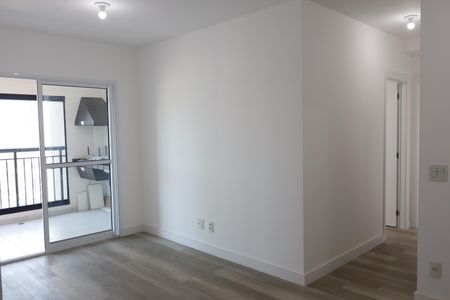 sala de apartamento para alugar com 2 quartos, 67m² em Centro, Osasco