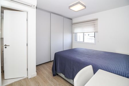 Apartamento à venda com 100m², 2 quartos e 3 vagasSuíte 1