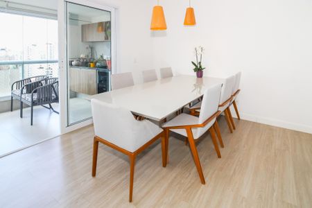 Sala de apartamento à venda com 2 quartos, 100m² em Lapa, São Paulo