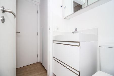 Apartamento à venda com 100m², 2 quartos e 3 vagasBanheiro da Suíte 2