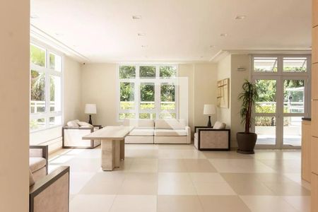 Apartamento à venda com 100m², 2 quartos e 3 vagasSalão de Festas