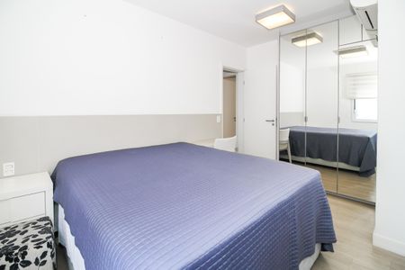 Apartamento à venda com 100m², 2 quartos e 3 vagasSuíte 1