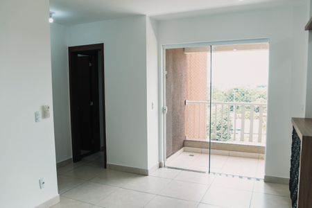 Sala de apartamento para alugar com 2 quartos, 70m² em Santa Genoveva, Goiânia